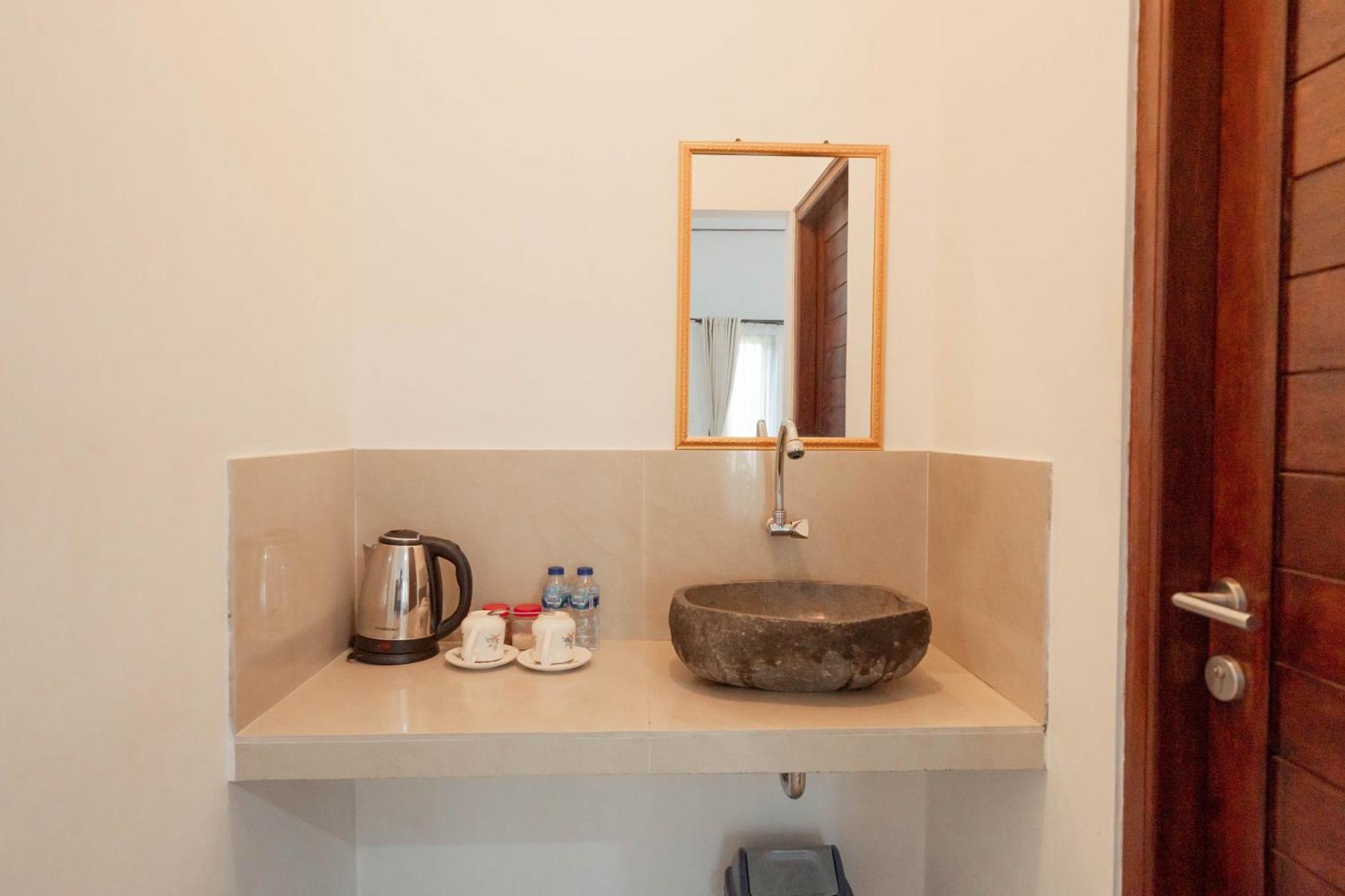 Brisk Homestay Uluwatu Redpartner المظهر الخارجي الصورة